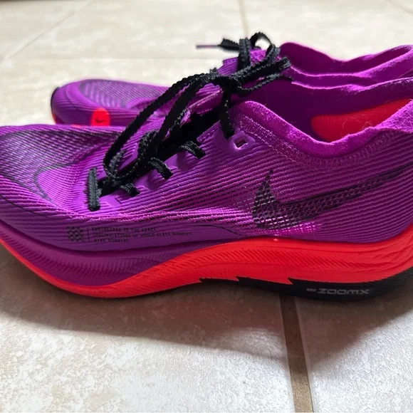Nike womens vaporfly next 2%. - Picture 1 of 8
